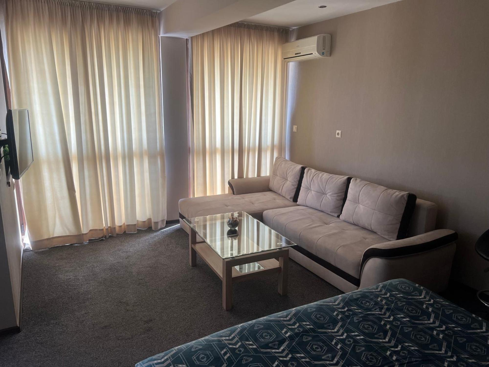 Hotel Lazur Kiten  Zewnętrze zdjęcie
