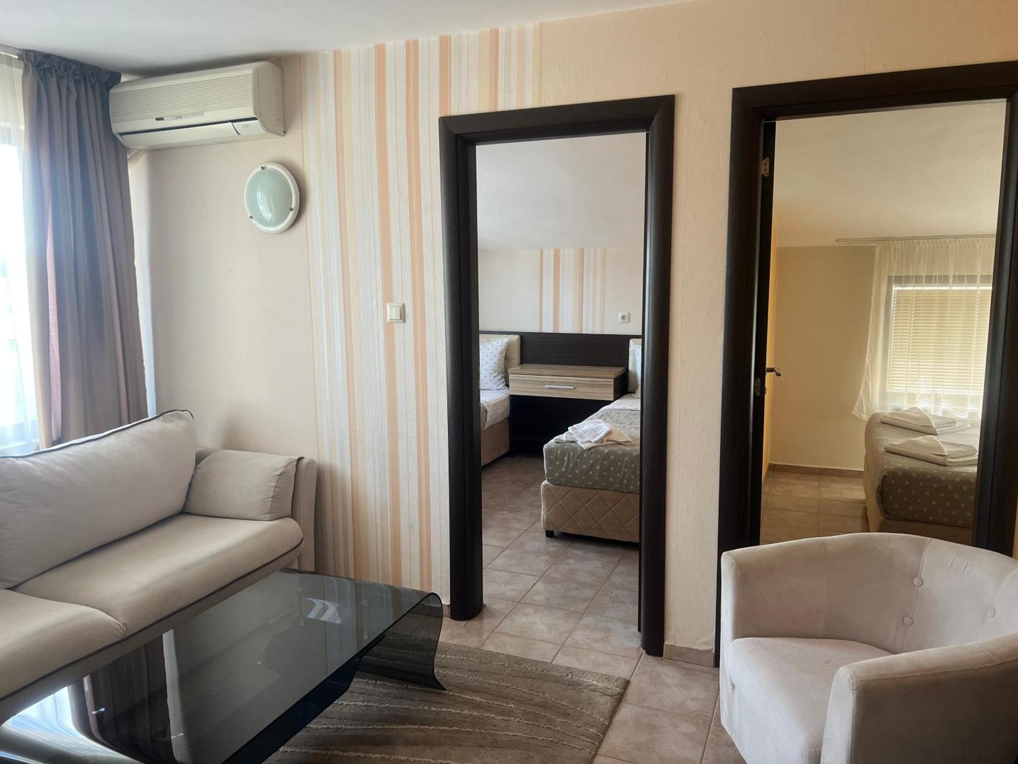 Hotel Lazur Kiten  Zewnętrze zdjęcie